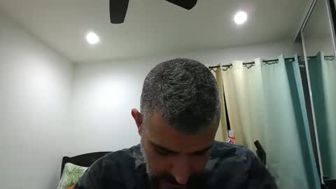 h0nest84 online show from 03.11.25