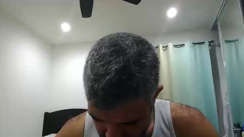 h0nest84 online show from 10.11.25