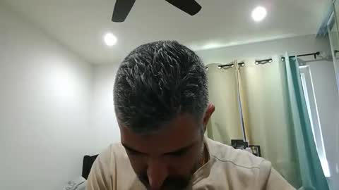 Snapshot of h0nest84 chatting on 05.09.26 h0nest84 online show from 05.09.26