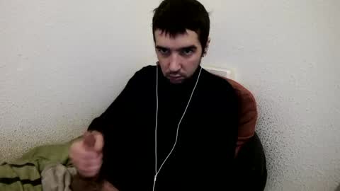 Snapshot of h1dden_reality chatting on 02.17.25 h1dden_reality online show from 02.17.25