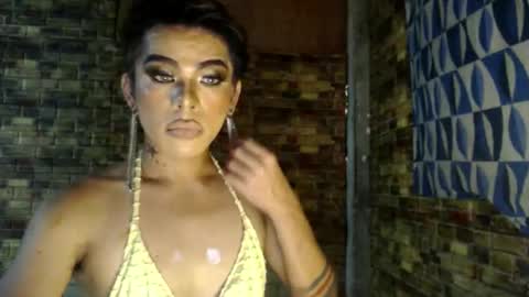 Snapshot of hadasam26 chatting on 12.04.25 SAM online show from 12.04.25