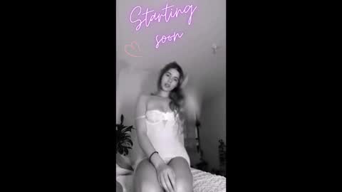 Snapshot of hade_sea chatting on 11.23.25 Hade online show from 11.23.25