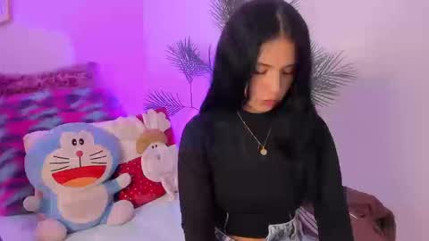 Hadid online show from 01.07.26