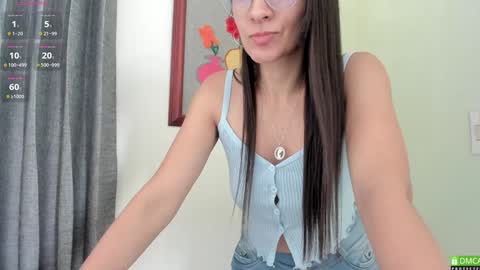 Hae-In online show from 01.28.25