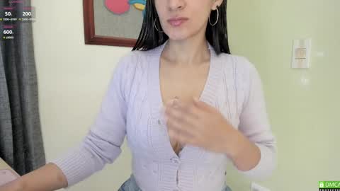 Hae-In online show from 03.01.25