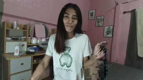 Snapshot of hailey_sweetcum77 chatting on 11.20.25 hailey_sweetcum77 online show from 11.20.25