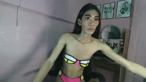 Snapshot of hailey_sweetcum77 chatting on 11.22.25 hailey_sweetcum77 online show from 11.22.25