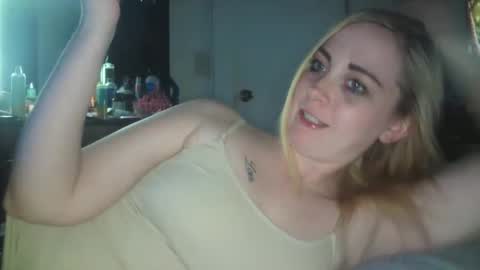 Hailey and d online show from 02.27.25