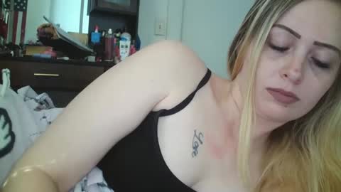 Hailey and d online show from 09.15.25