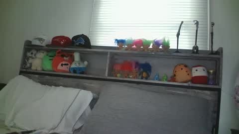 Hailey and d online show from 09.18.25