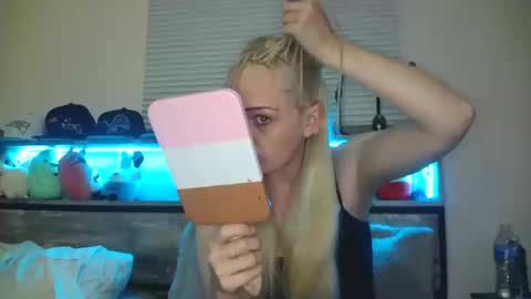 Hailey and d online show from 10.11.25