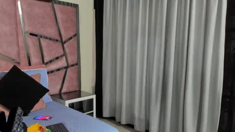 Hailey online show from 09.15.25