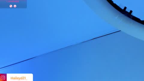 Hailey online show from 02.03.26