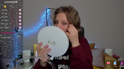 Hailey online show from 10.04.25