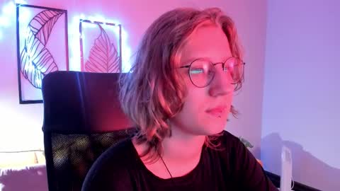 Hailey online show from 11.17.25