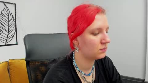 Hailey online show from 04.27.26