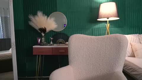 Hailey online show from 02.20.26