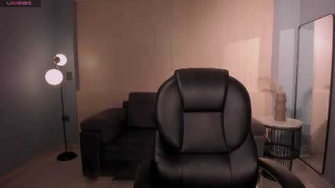 Snapshot of haileyross_ chatting on 07.08.26 Hailey online show from 07.08.26