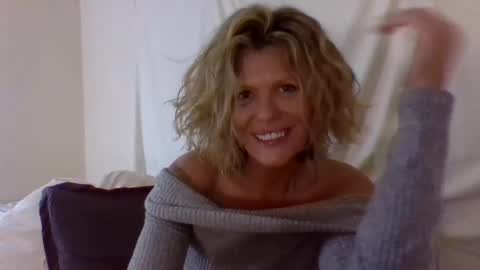 Hailey online show from 12.13.24