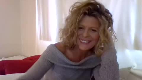 Hailey online show from 12.28.24