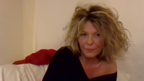 Hailey online show from 01.23.25