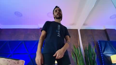 H A I R Y D I A M O N D online show from 11.04.25