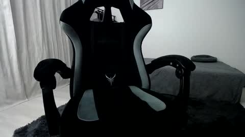 Snapshot of hairycuss chatting on 01.02.25 Adam online show from 01.02.25