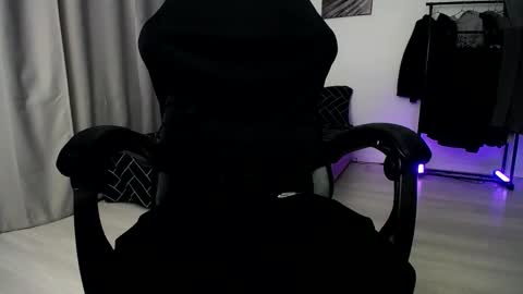 Adam online show from 01.05.26