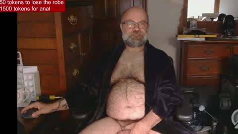 HairyDaddyBear69 online show from 04.01.26