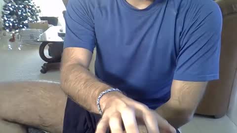 Snapshot of hairydaduncut chatting on 12.21.24 hairydaduncut online show from 12.21.24