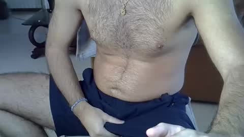 Snapshot of hairydaduncut chatting on 10.02.25 hairydaduncut online show from 10.02.25