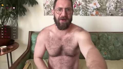 Snapshot of hairyfitguy444 chatting on 03.17.26 Harry Fit Big Bro Dad Sir online show from 03.17.26