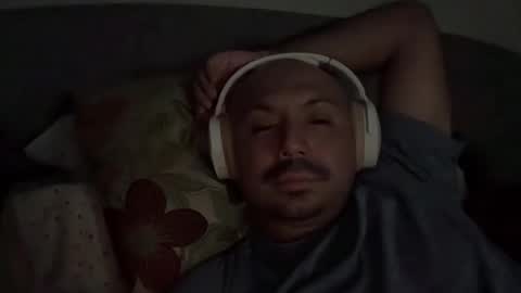 Snapshot of hairyman30000 chatting on 10.29.25 hairyman30000 online show from 10.29.25