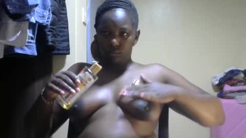 hairypussybigassy001 online show from 01.15.25