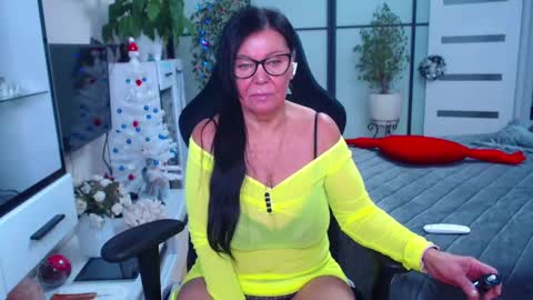 Monika online show from 01.09.25