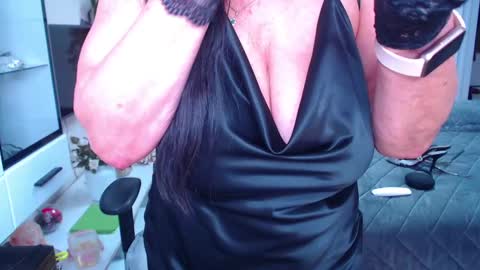 Monika online show from 02.09.25