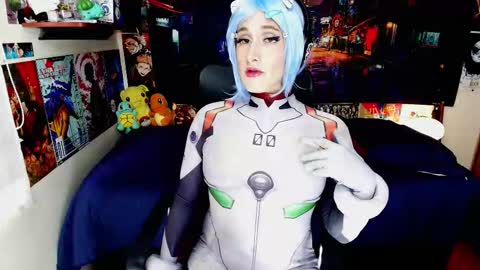 Haku Please help me with your thumbs up its important  online show from 11.19.25