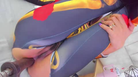 Snapshot of halie728 chatting on 11.12.25 Halie online show from 11.12.25