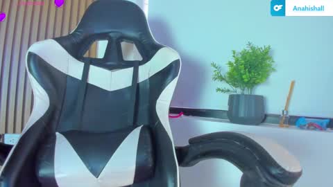 Anahis online show from 02.01.25