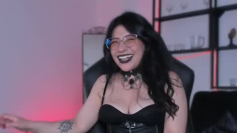 Snapshot of halley_ravenn chatting on 05.11.26 halley_ravenn online show from 05.11.26