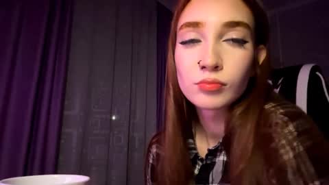 Holly online show from 11.12.25