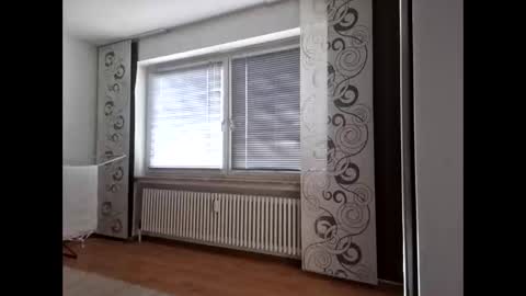 Snapshot of hamburgcock86 chatting on 11.09.25 hamburgcock86 online show from 11.09.25