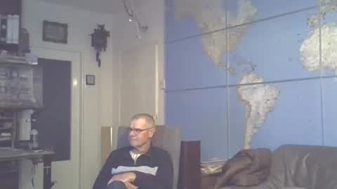 Prefer men 80 online show from 03.03.25