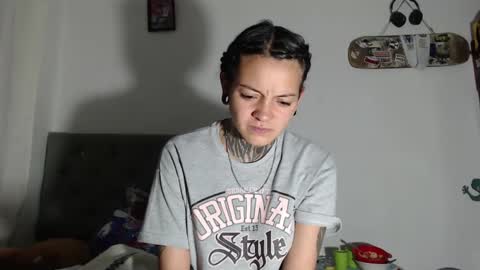 Hanya online show from 12.13.24