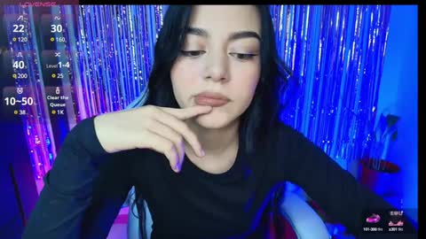 Snapshot of hana_garcia chatting on 12.22.24 Hana Garcia online show from 12.22.24