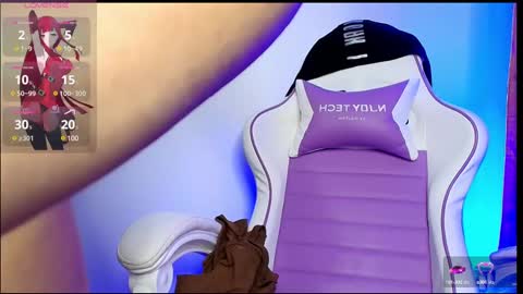 Snapshot of hana_garcia chatting on 02.24.25 Hana Garcia online show from 02.24.25