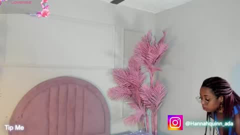 hanaahquinn online show from 04.25.26