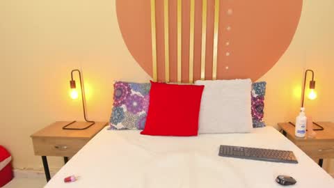 HANAH  online show from 02.06.25