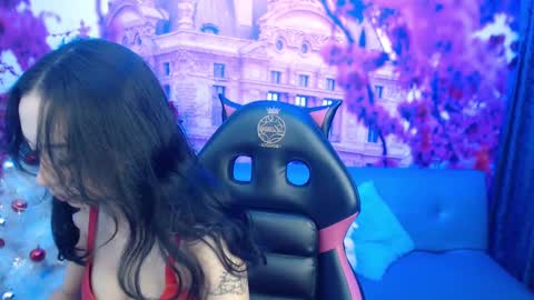 Hanaku  online show from 12.12.24