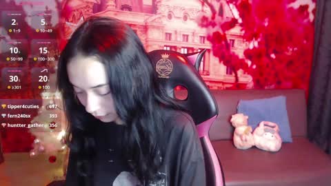 Hanaku  online show from 12.20.24